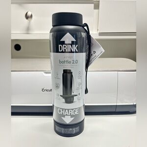 HOT!!! TYLT 24 oz Bottle 2.0 + Power Bank + Wireless Charger!